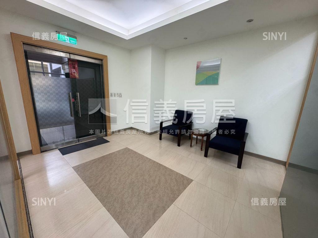 約克辦公室房屋室內格局與周邊環境