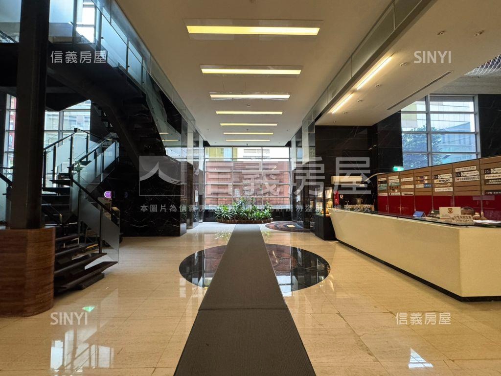 約克辦公室房屋室內格局與周邊環境