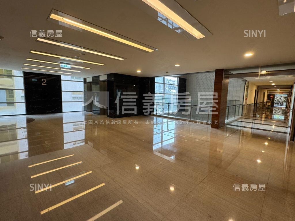 約克辦公室房屋室內格局與周邊環境