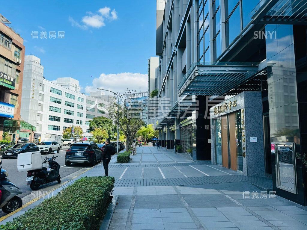 約克辦公室房屋室內格局與周邊環境