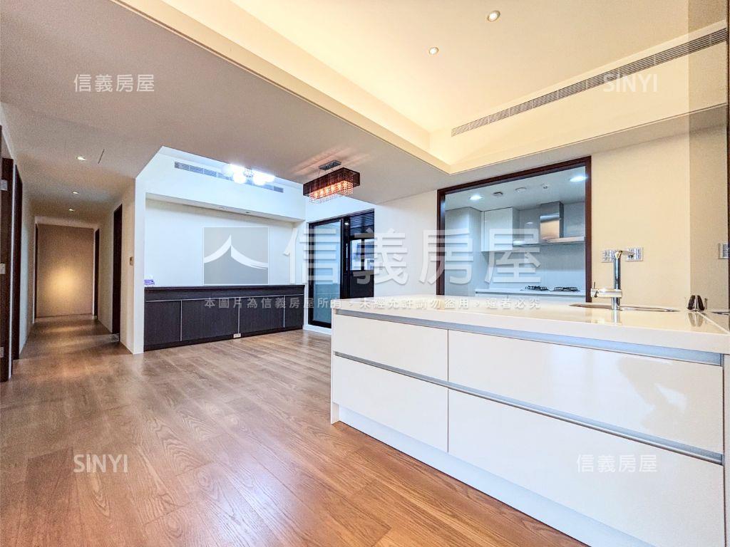 大陸工程－信義謙華豪邸房屋室內格局與周邊環境