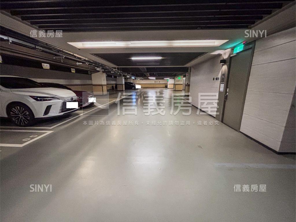 大陸工程－信義謙華豪邸房屋室內格局與周邊環境