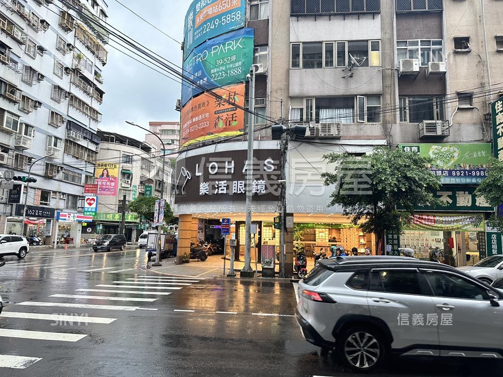 四號公園金店面房屋室內格局與周邊環境