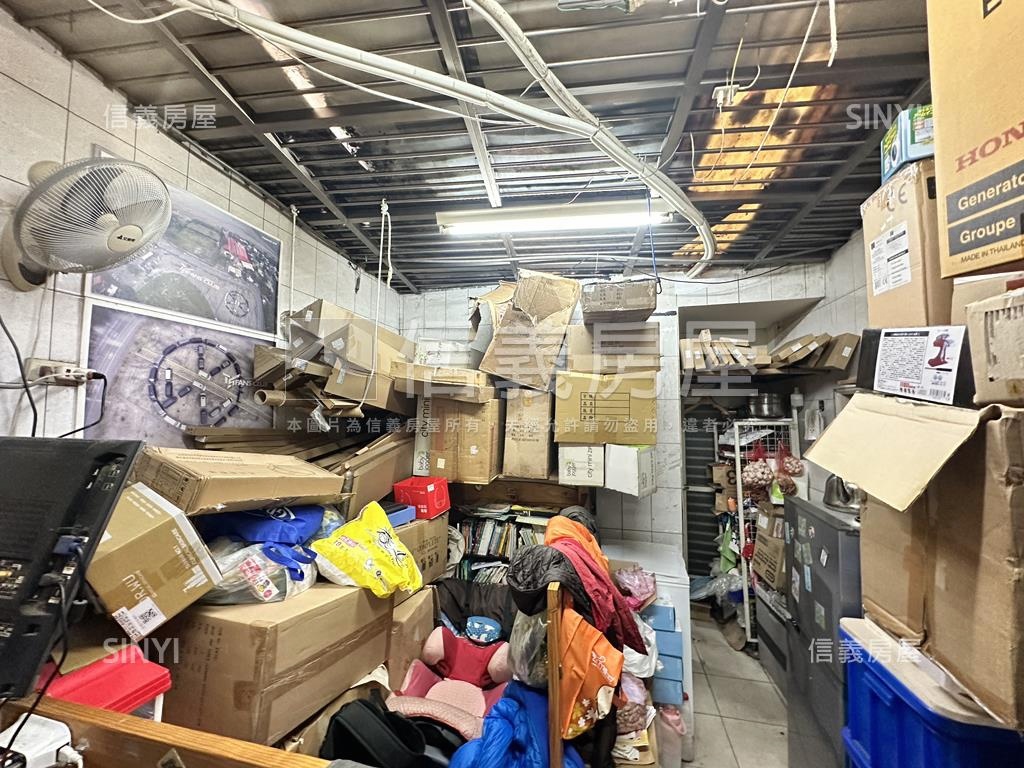 四號公園金店面房屋室內格局與周邊環境
