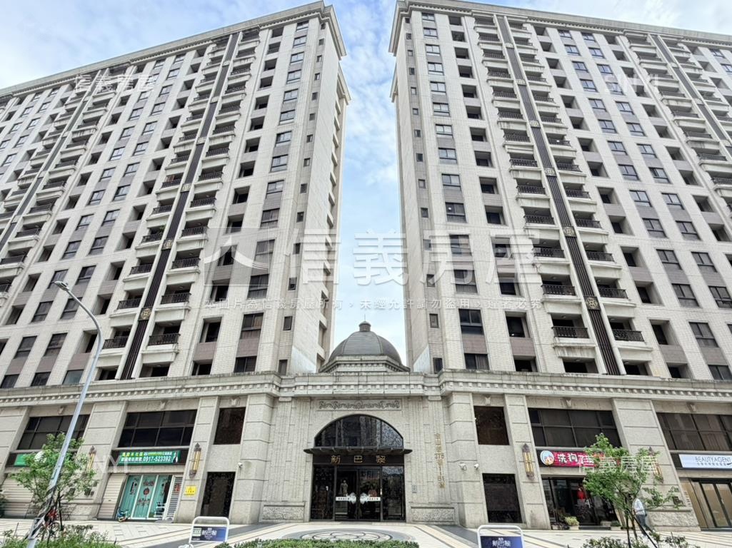 鴻築新巴黎三房帶坡平車位房屋室內格局與周邊環境