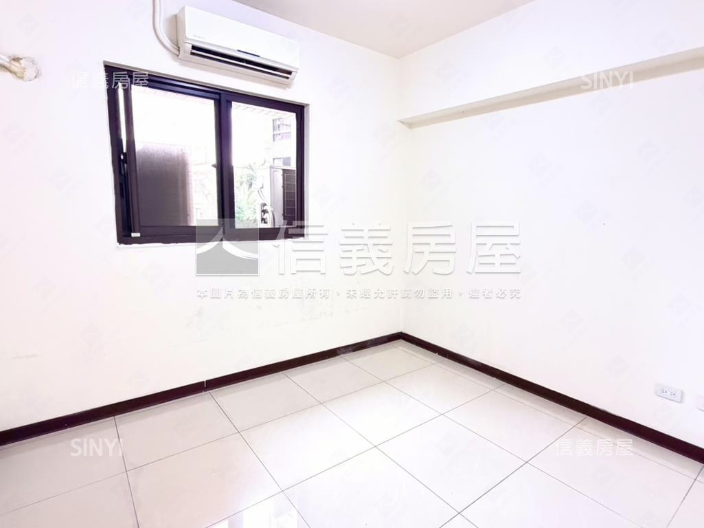 鴻築新巴黎三房帶坡平車位房屋室內格局與周邊環境