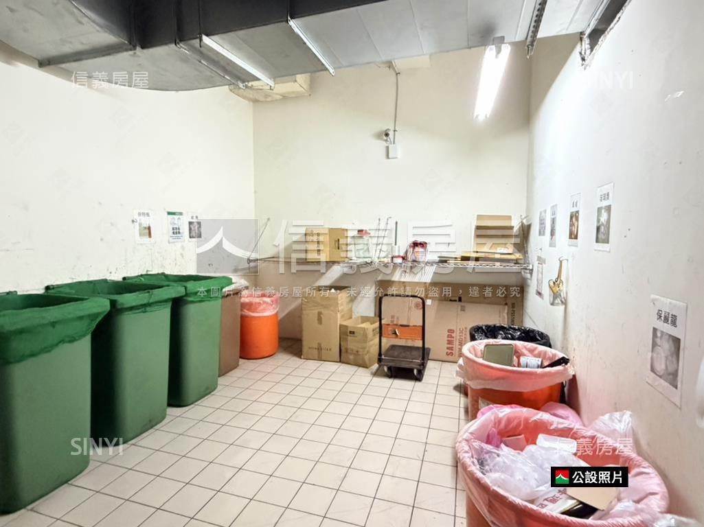 鴻築新巴黎三房帶坡平車位房屋室內格局與周邊環境