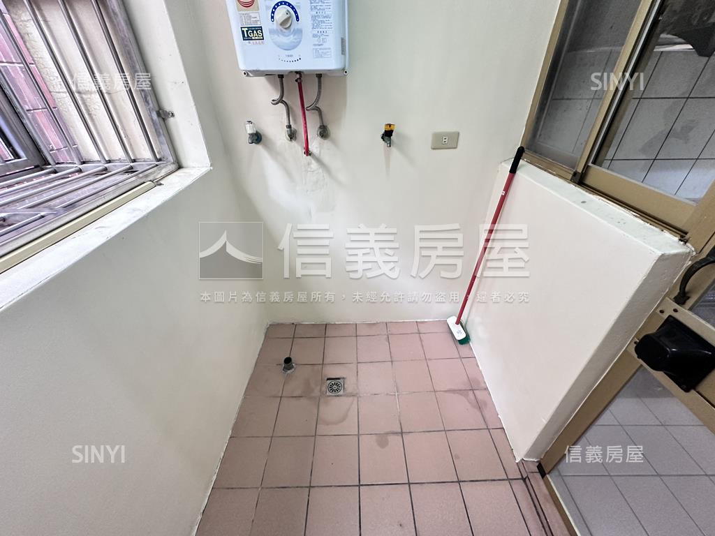 近清大南校向陽居３房車位房屋室內格局與周邊環境