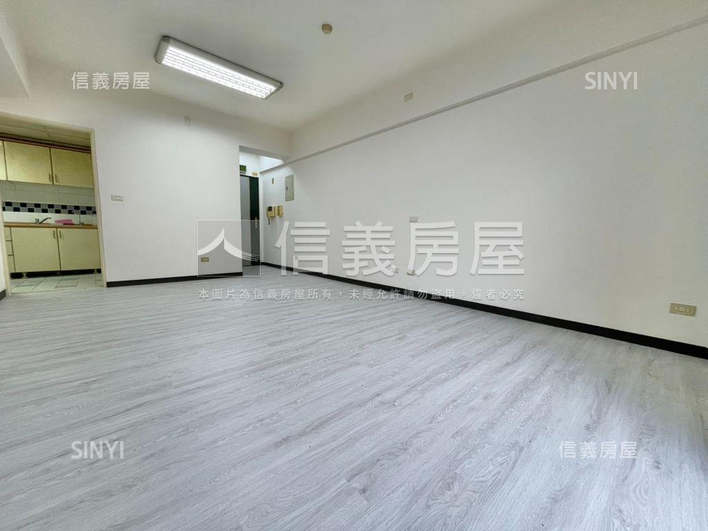 捷運公園百貨夜市機能美屋房屋室內格局與周邊環境