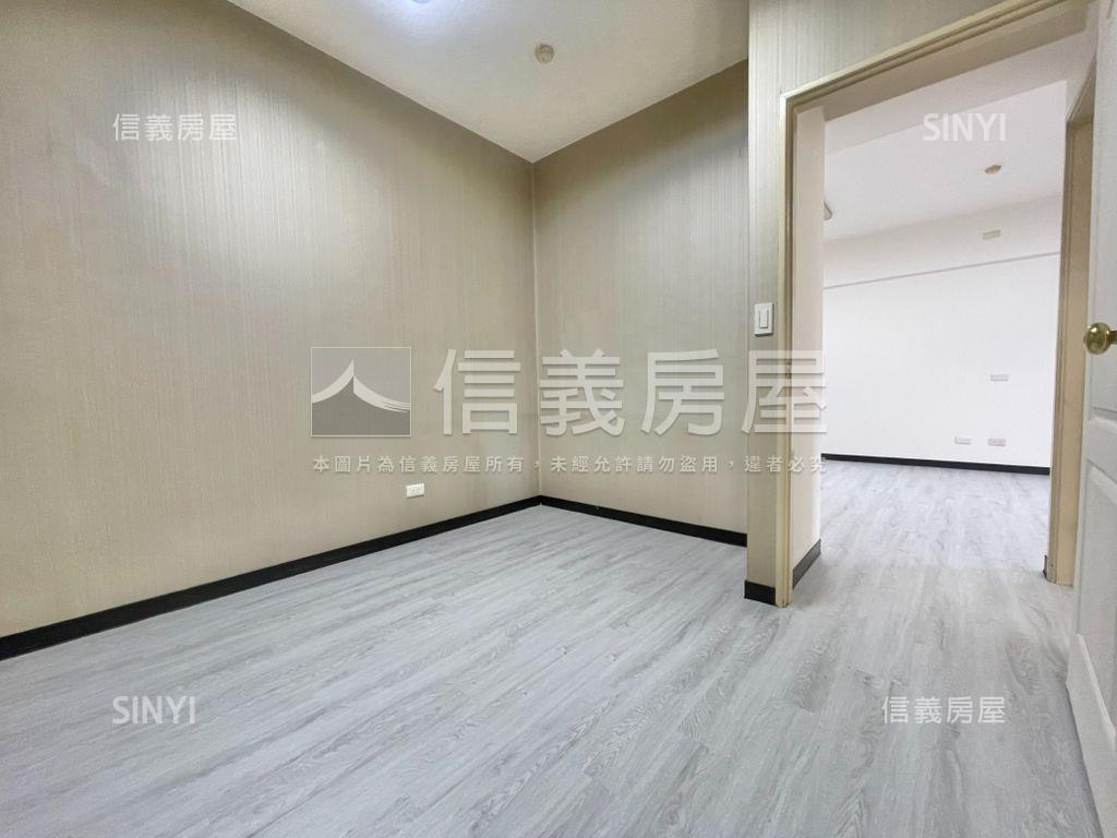 捷運公園百貨夜市機能美屋房屋室內格局與周邊環境