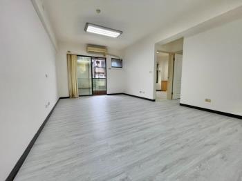 捷運公園百貨夜市機能美屋