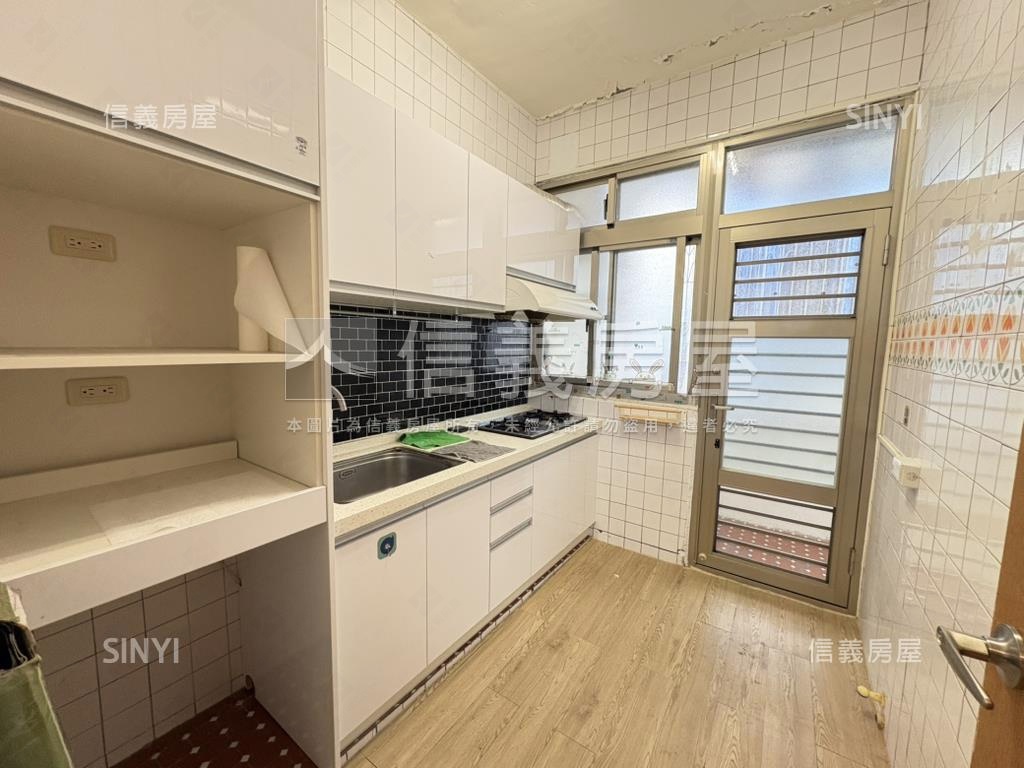 近大坪林捷運美寓房屋室內格局與周邊環境