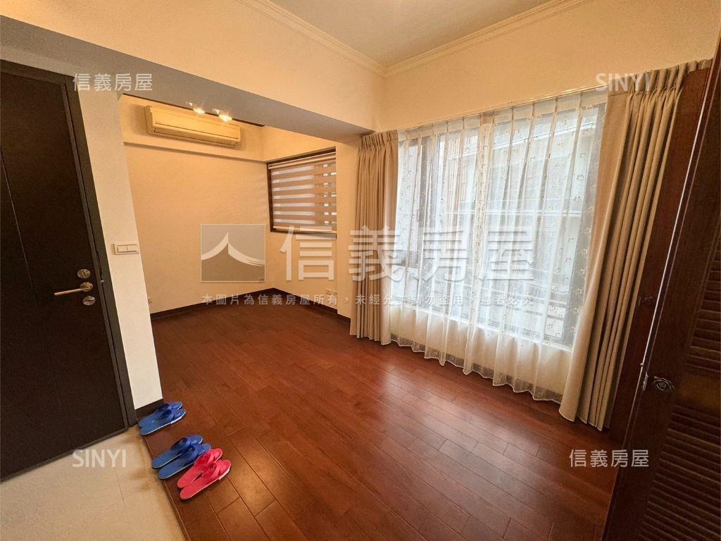 仁愛葉慈尊爵豪邸房屋室內格局與周邊環境