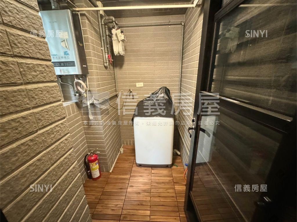 仁愛葉慈尊爵豪邸房屋室內格局與周邊環境
