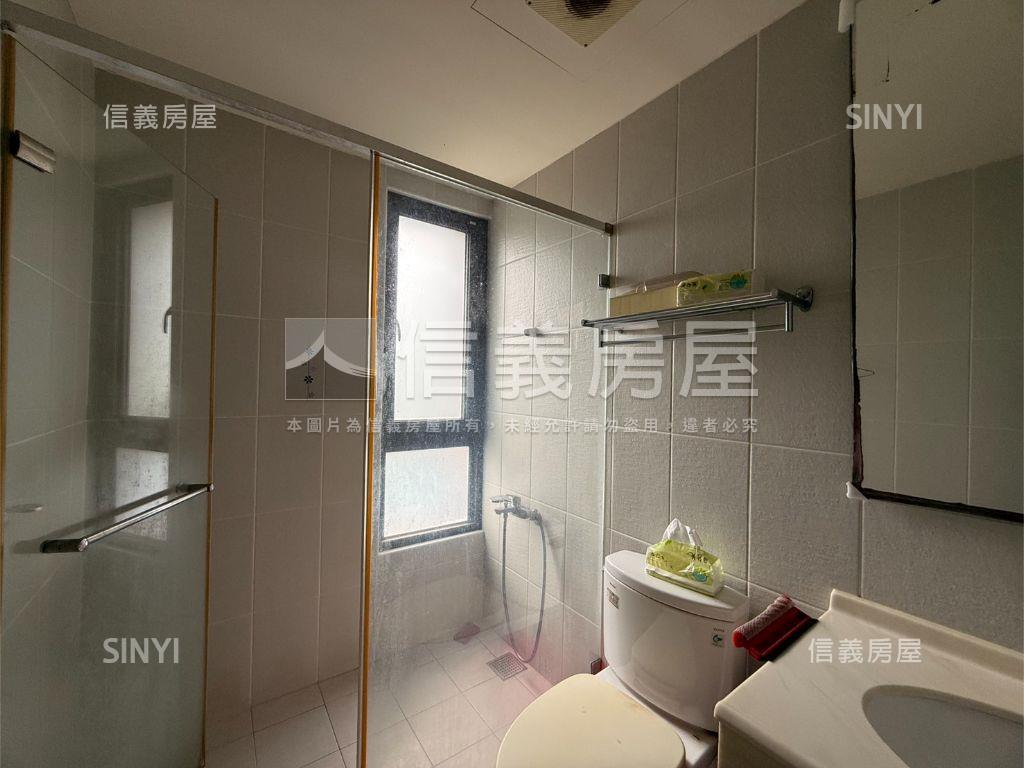 近虎林國小車庫美透天房屋室內格局與周邊環境