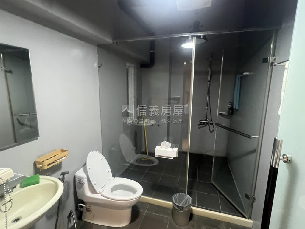 頭份天下一家別墅房屋室內格局與周邊環境