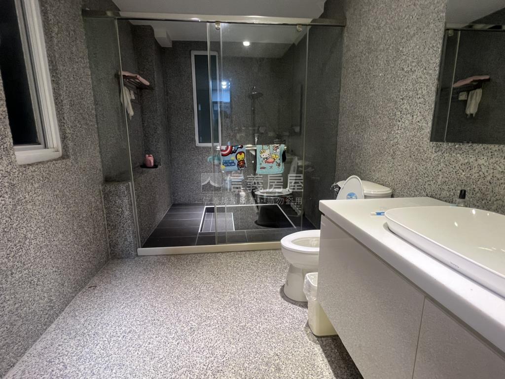 頭份天下一家別墅房屋室內格局與周邊環境