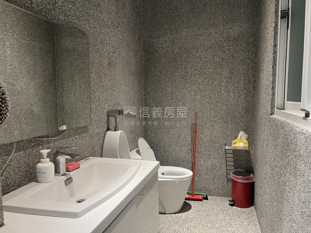 頭份天下一家別墅房屋室內格局與周邊環境