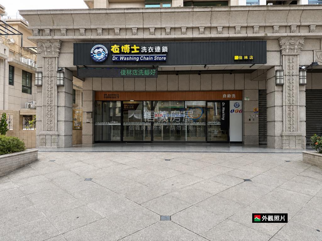 杜拜佳林路鈔集大面寬店面房屋室內格局與周邊環境