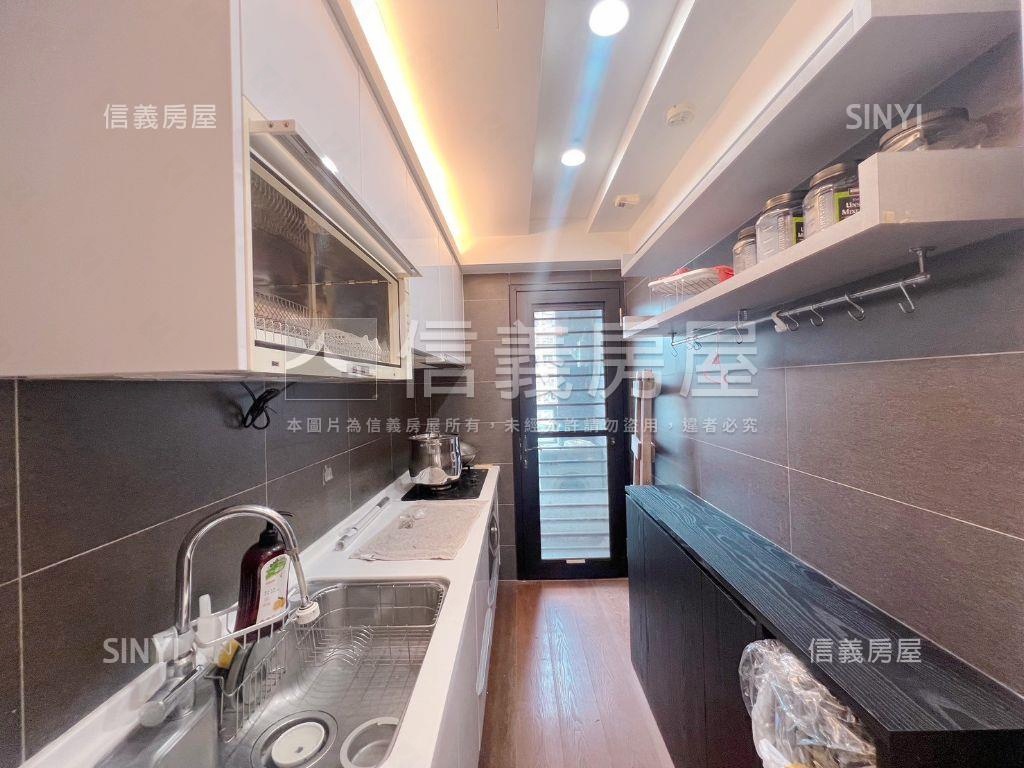 無印風●上東城２房帶車位房屋室內格局與周邊環境