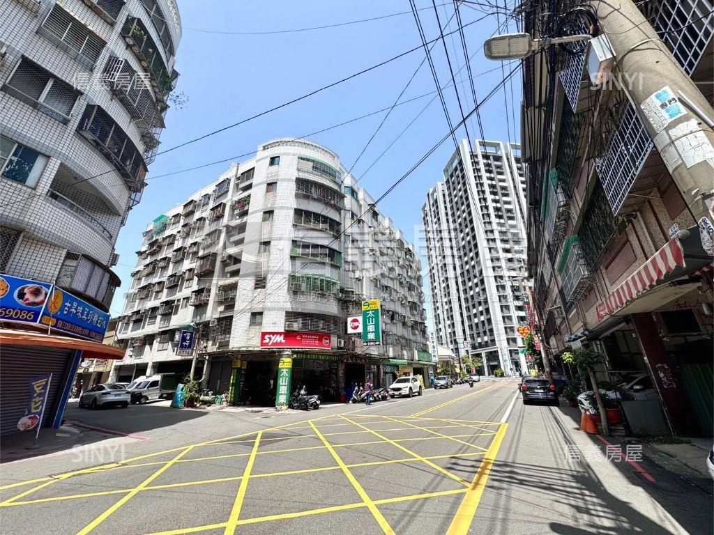 熱案大里金樓店房屋室內格局與周邊環境