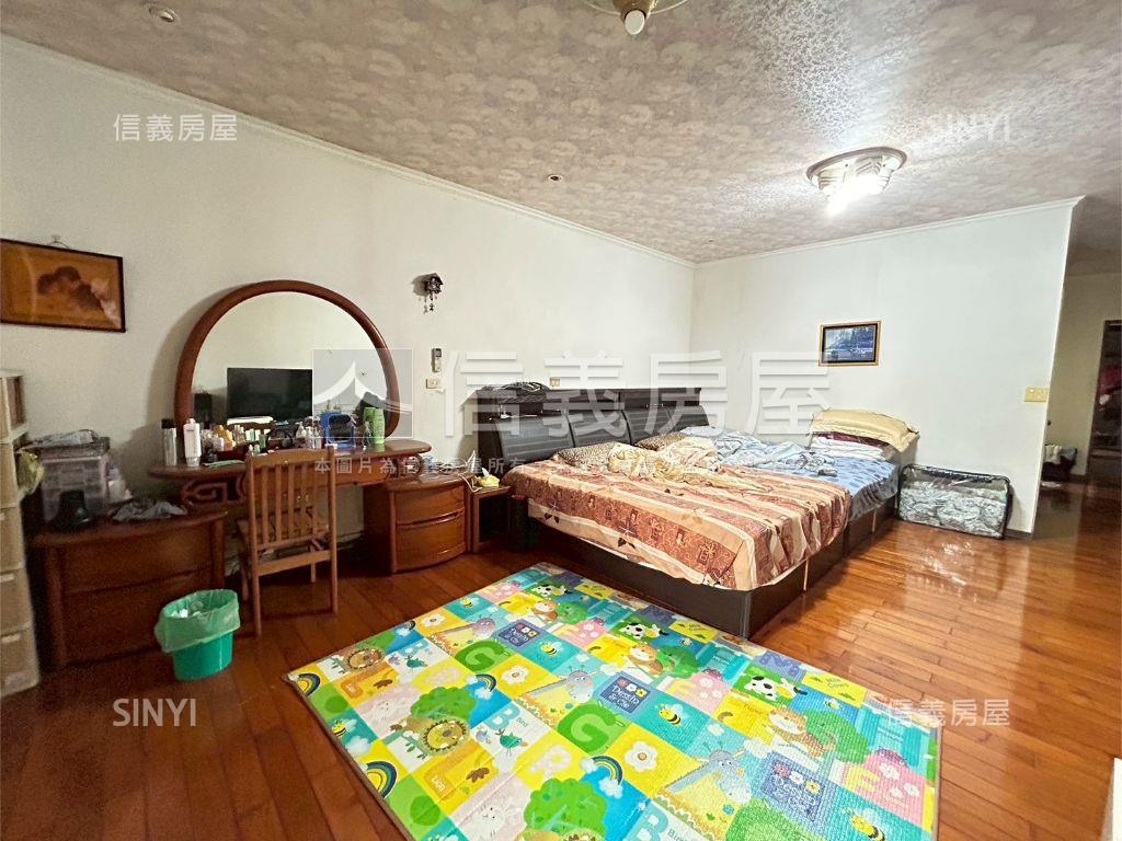 近東榮商圈臨路透天房屋室內格局與周邊環境