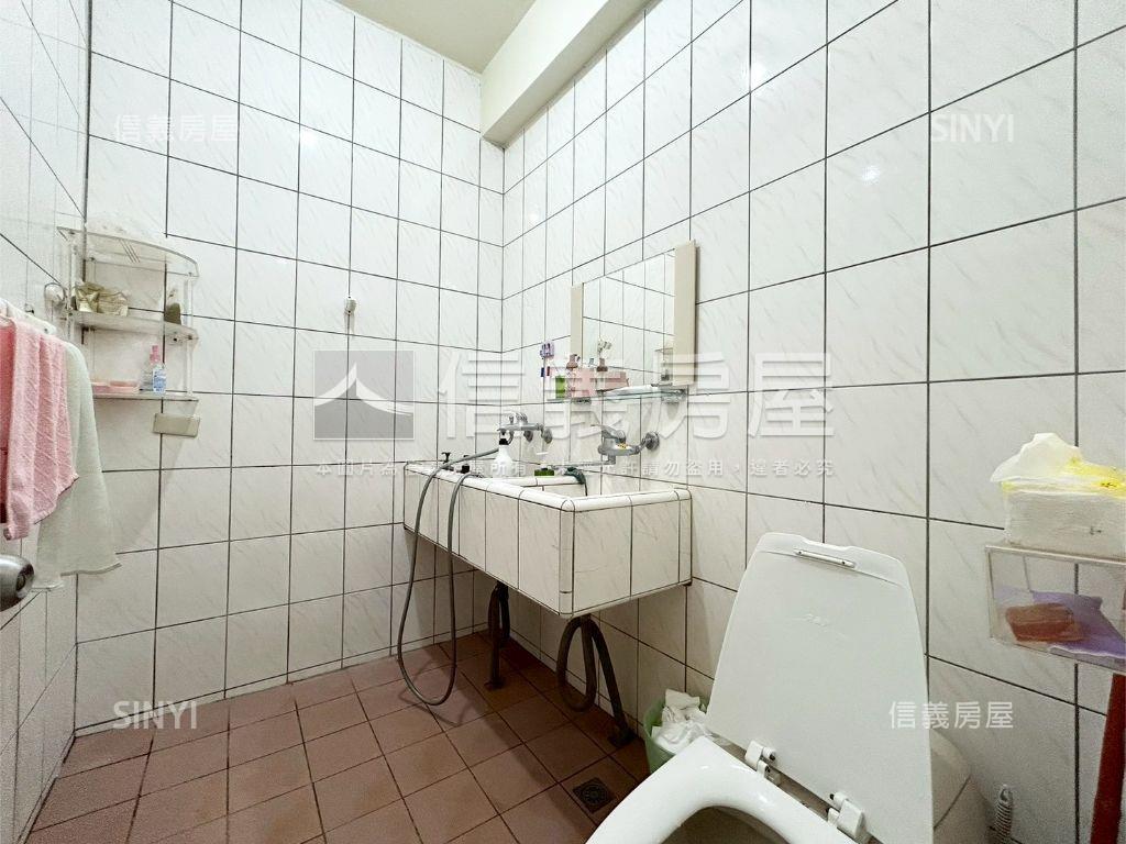 近東榮商圈臨路透天房屋室內格局與周邊環境