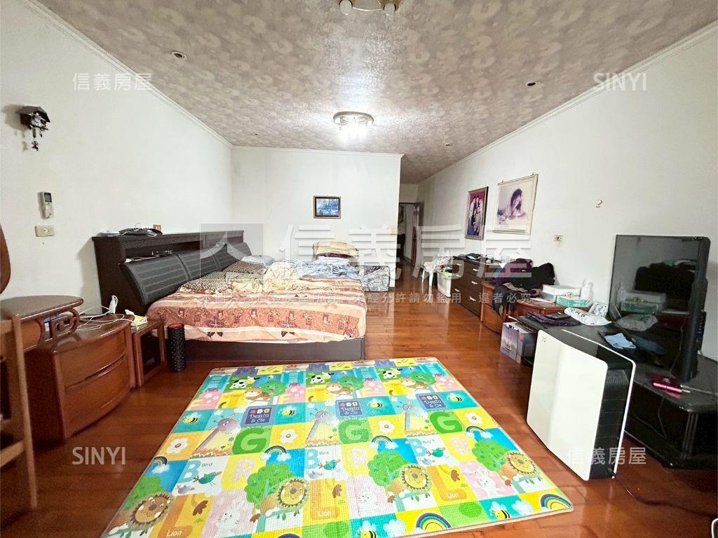 近東榮商圈臨路透天房屋室內格局與周邊環境