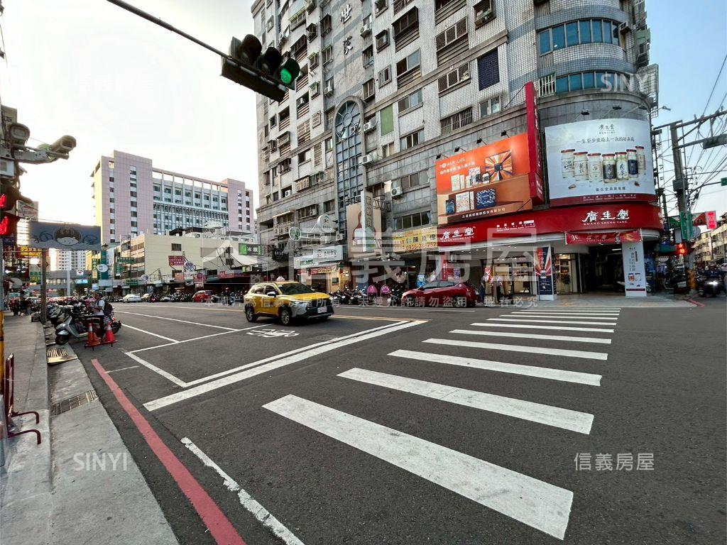 近東榮商圈臨路透天房屋室內格局與周邊環境