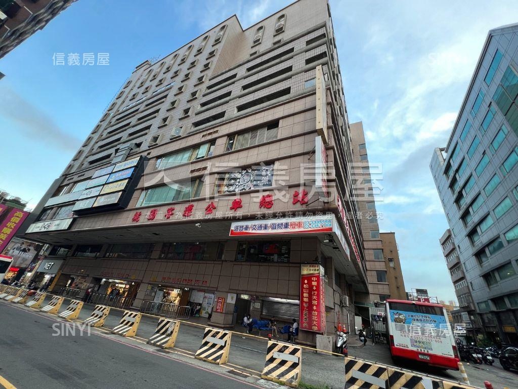 專任車站旁長江路人潮透店房屋室內格局與周邊環境