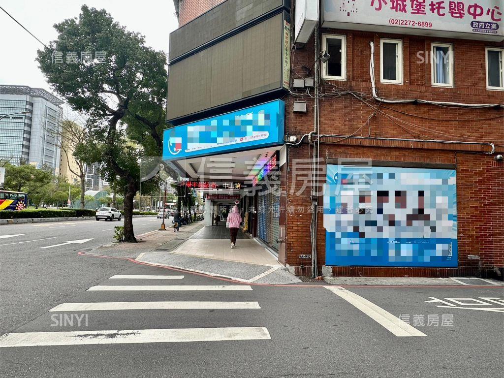 板橋文化路邊間黃金店面房屋室內格局與周邊環境