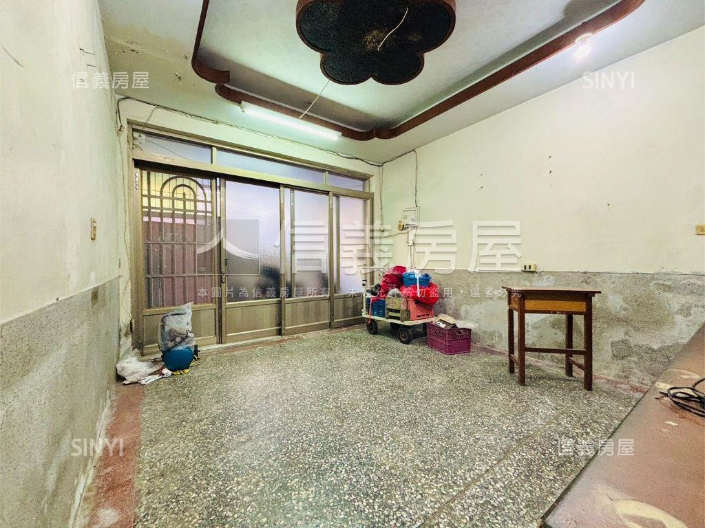 莒光市場旁復古透天房屋室內格局與周邊環境