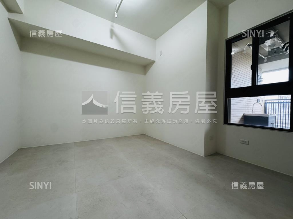 近文化中心康澤三房平車房屋室內格局與周邊環境