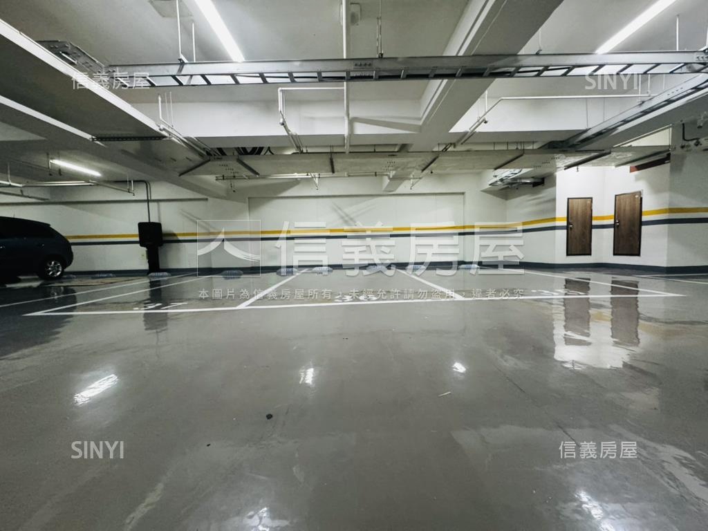 近文化中心康澤三房平車房屋室內格局與周邊環境