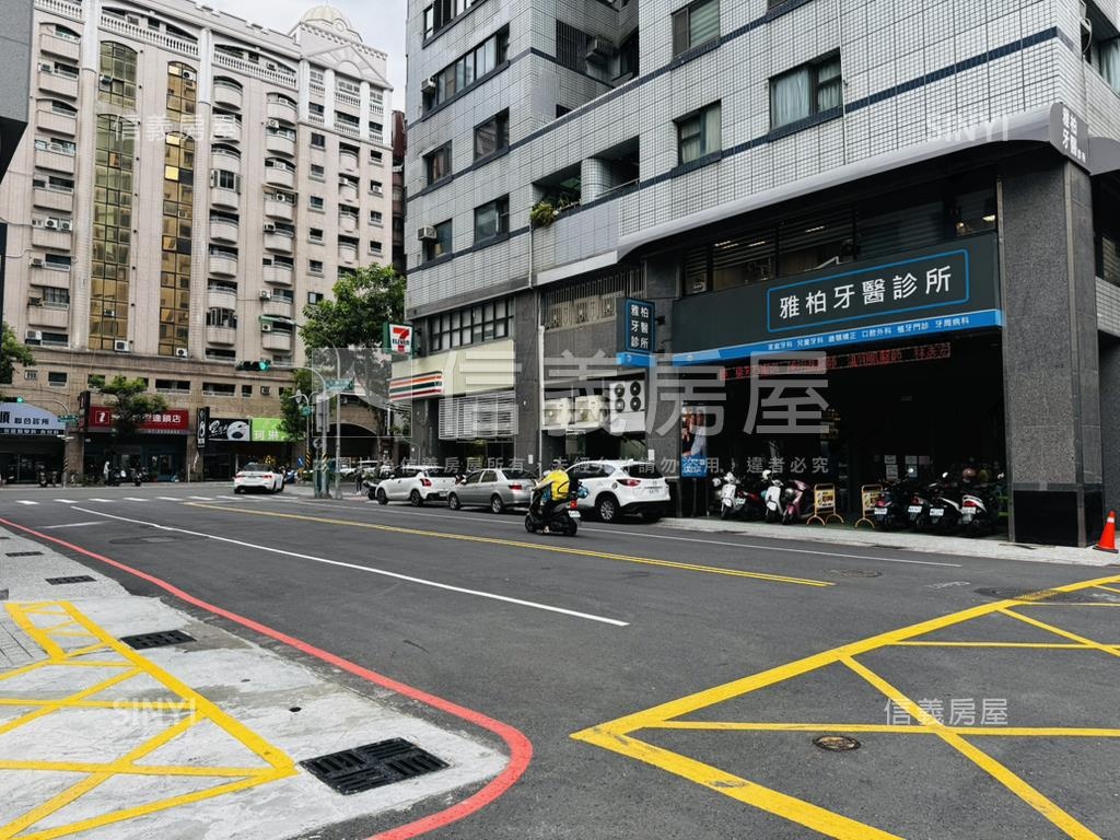 近文化中心康澤三房平車房屋室內格局與周邊環境