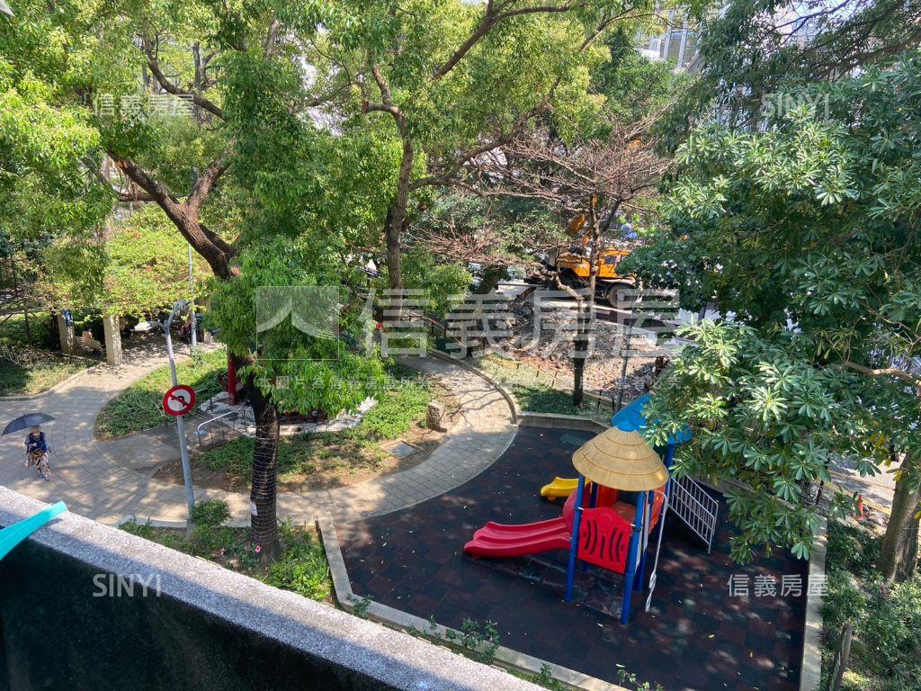 鑽石領航正面公園潛力炸裂房屋室內格局與周邊環境