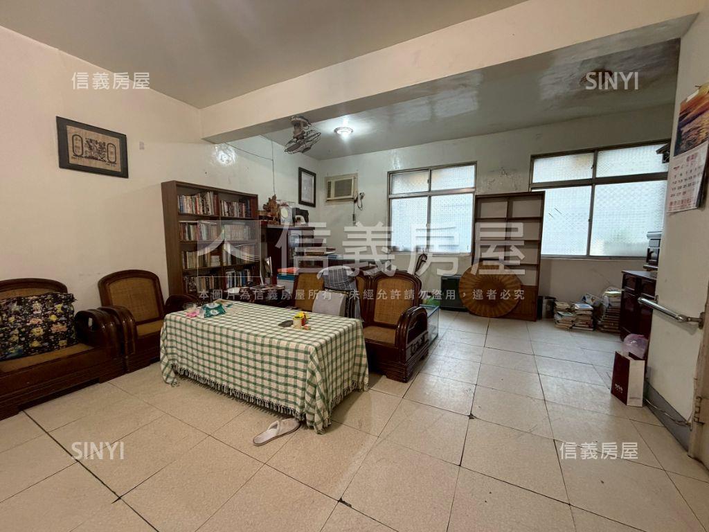 圓夢成家三樓公寓房屋室內格局與周邊環境