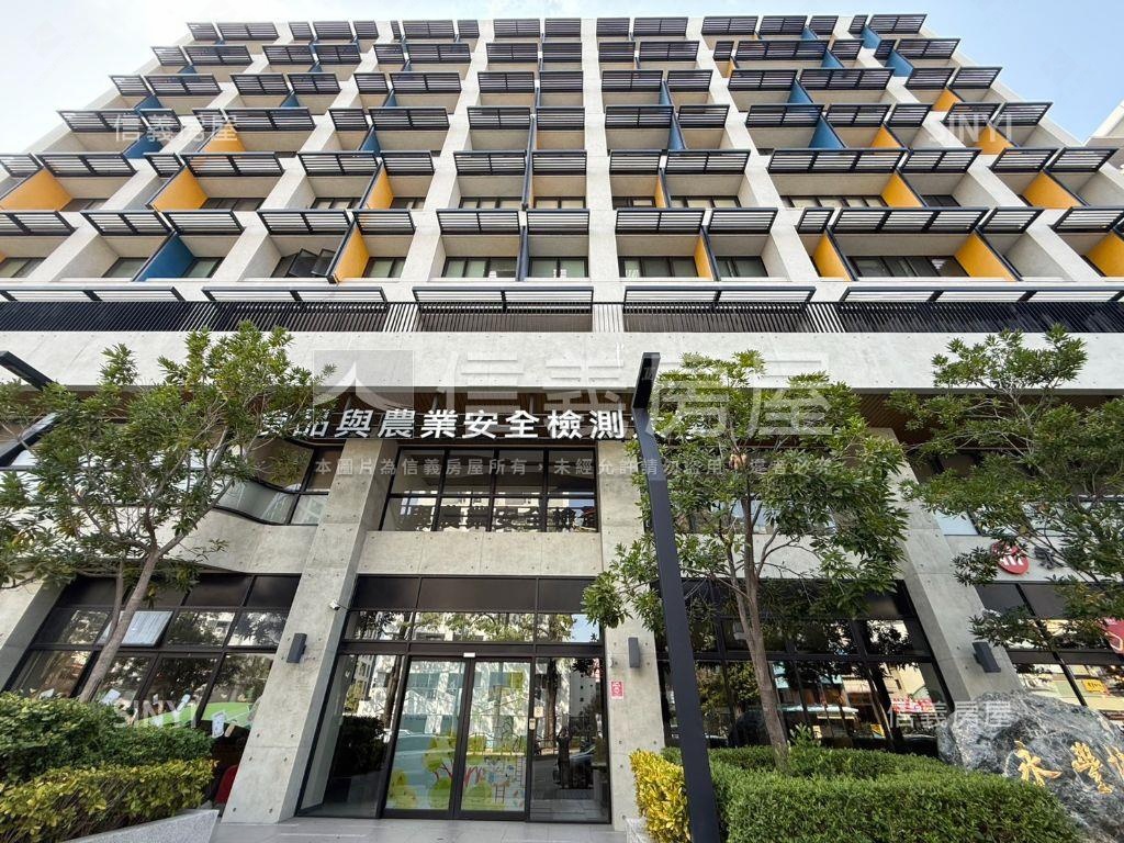 中興大學劍橋大廈四房車位房屋室內格局與周邊環境
