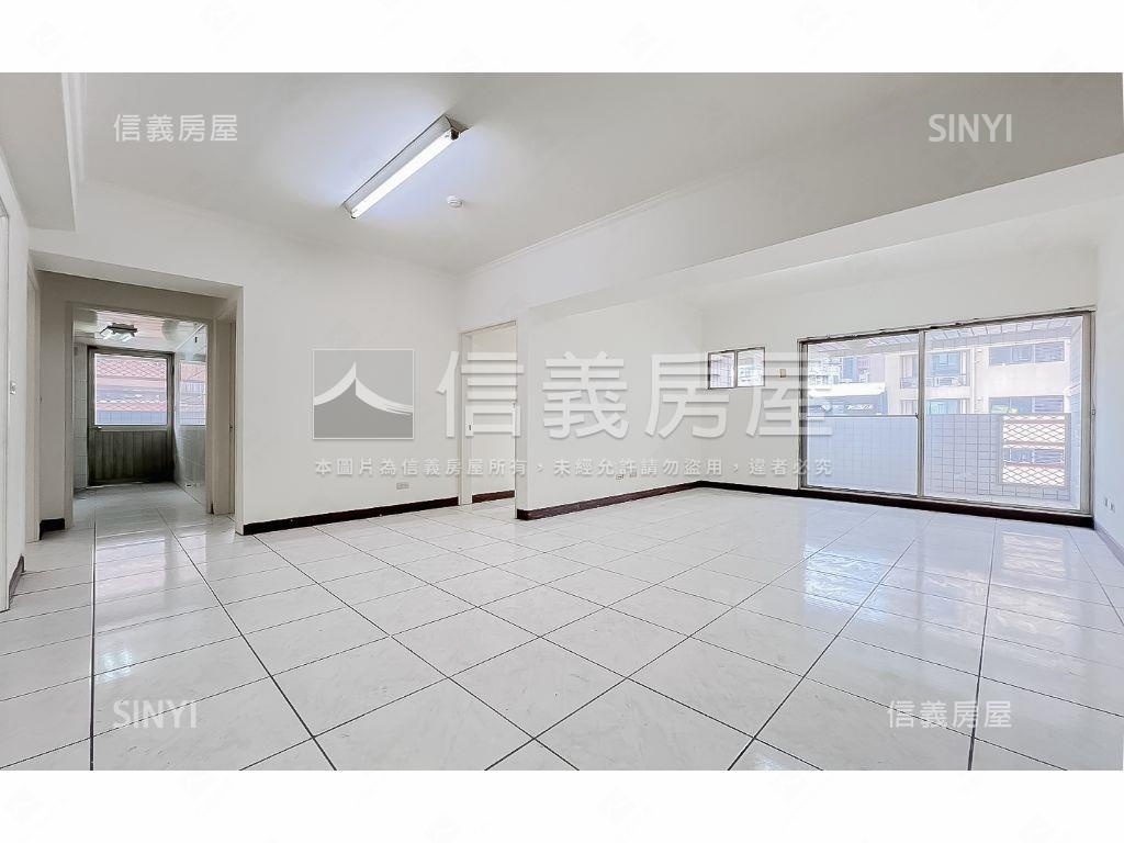 學區宅！西屯採光三房車位房屋室內格局與周邊環境