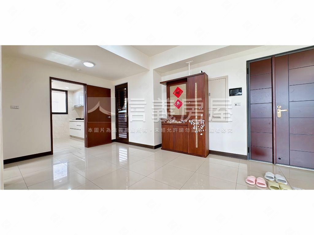 士林區壯闊山河景觀四房房屋室內格局與周邊環境