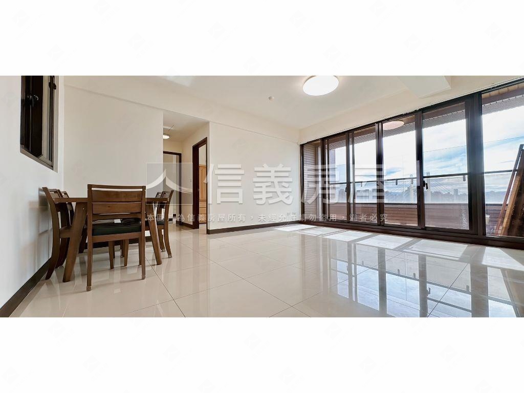 士林區壯闊山河景觀四房房屋室內格局與周邊環境