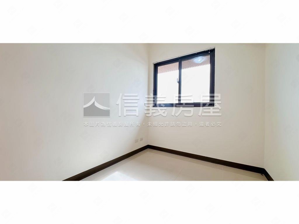 士林區壯闊山河景觀四房房屋室內格局與周邊環境