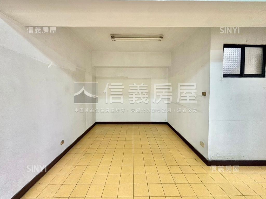 中正國中·學苑管理名邸房屋室內格局與周邊環境