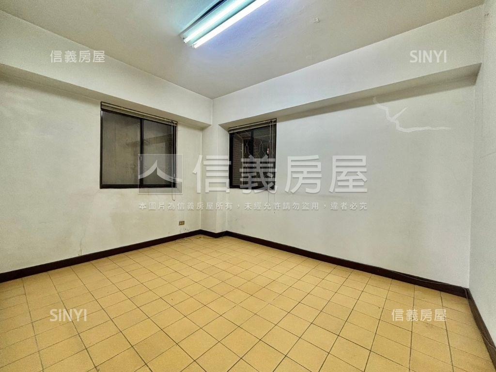 中正國中·學苑管理名邸房屋室內格局與周邊環境