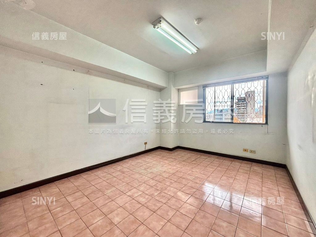 中正國中·學苑管理名邸房屋室內格局與周邊環境
