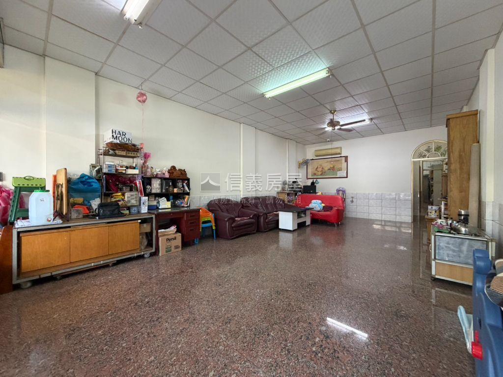 安南區屋況好大地坪店住房屋室內格局與周邊環境