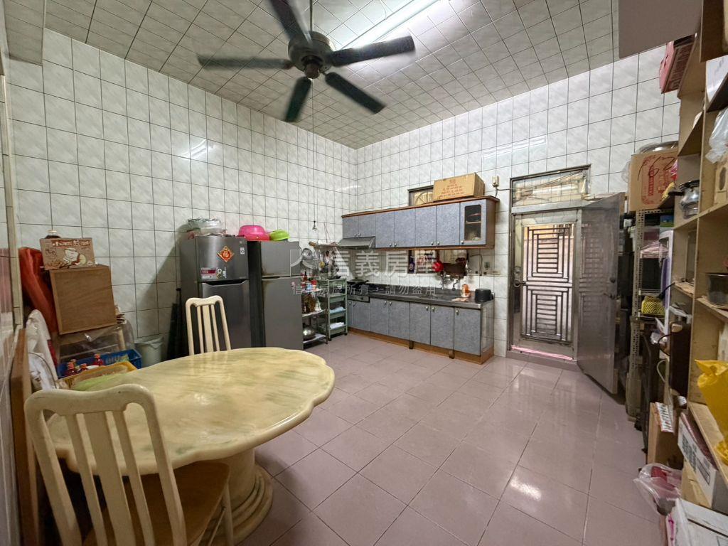 安南區屋況好大地坪店住房屋室內格局與周邊環境