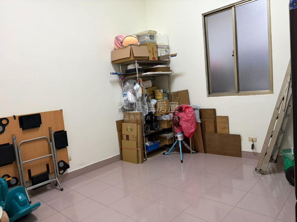 安南區屋況好大地坪店住房屋室內格局與周邊環境