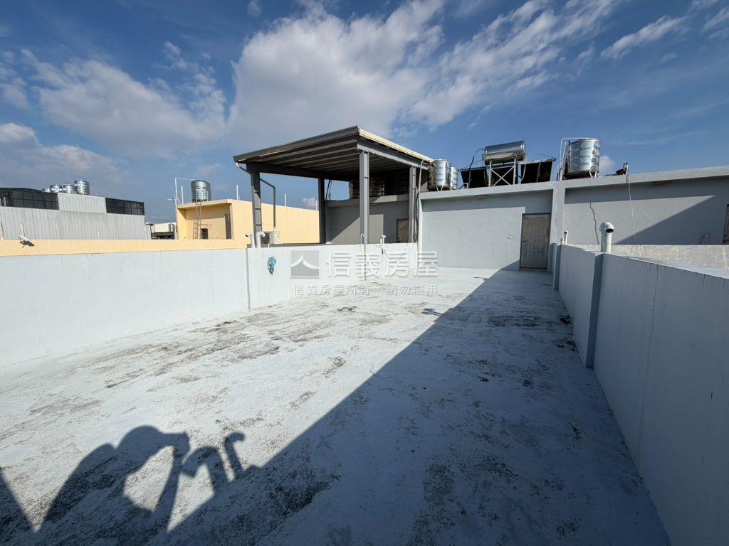 安南區屋況好大地坪店住房屋室內格局與周邊環境