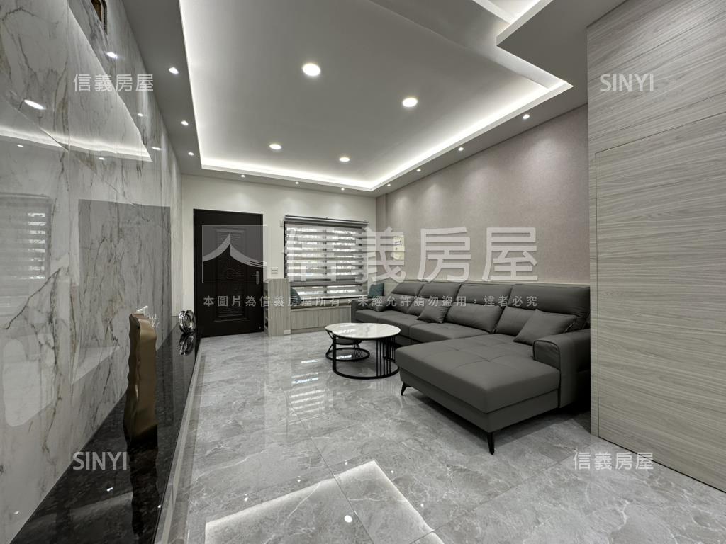 明興正路面間間套房透天房屋室內格局與周邊環境